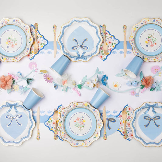 Elegant floral dinner plates by Bonjour FĂȘte, 11-inch size, set of 8 with colorful floral pattern on ceramic dinnerware.