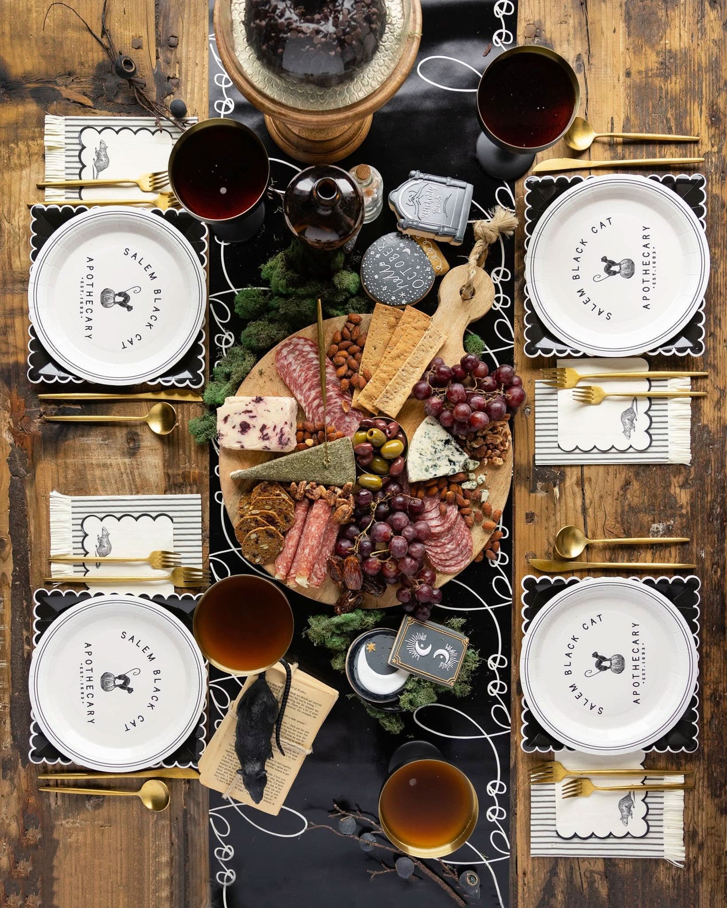 Boo Table Runner | 16" x 120"