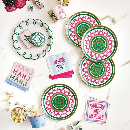 Green scalloped paper plates by Slant Collections, 8-pack, 9-inch diameter, featuring a round shape with decorative scalloped edges.