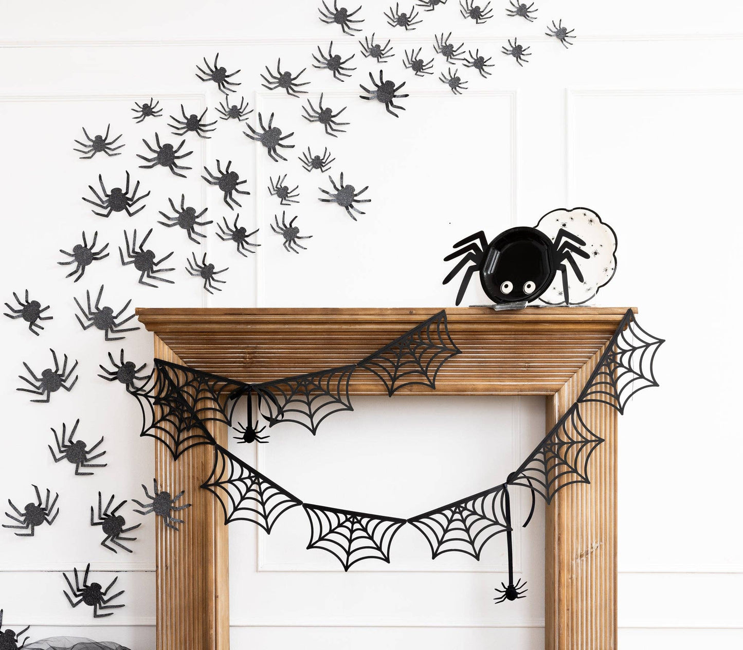 Spider Shaped Paper Plates | 8 count