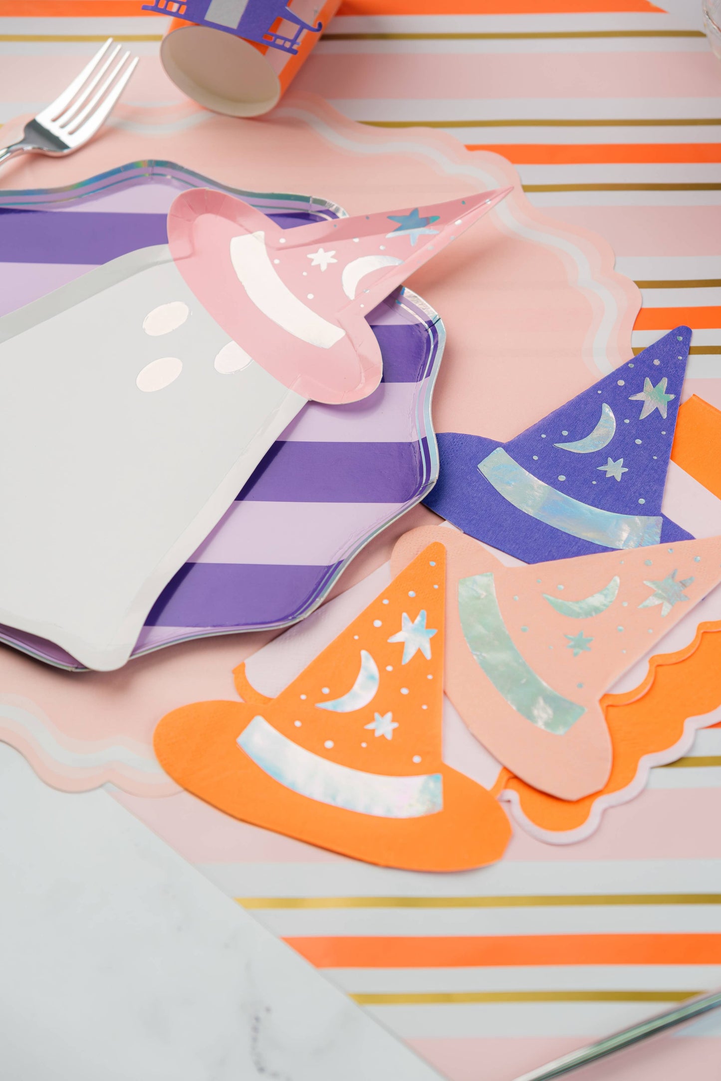 Spooky Scallops Guest Napkins | 16 count