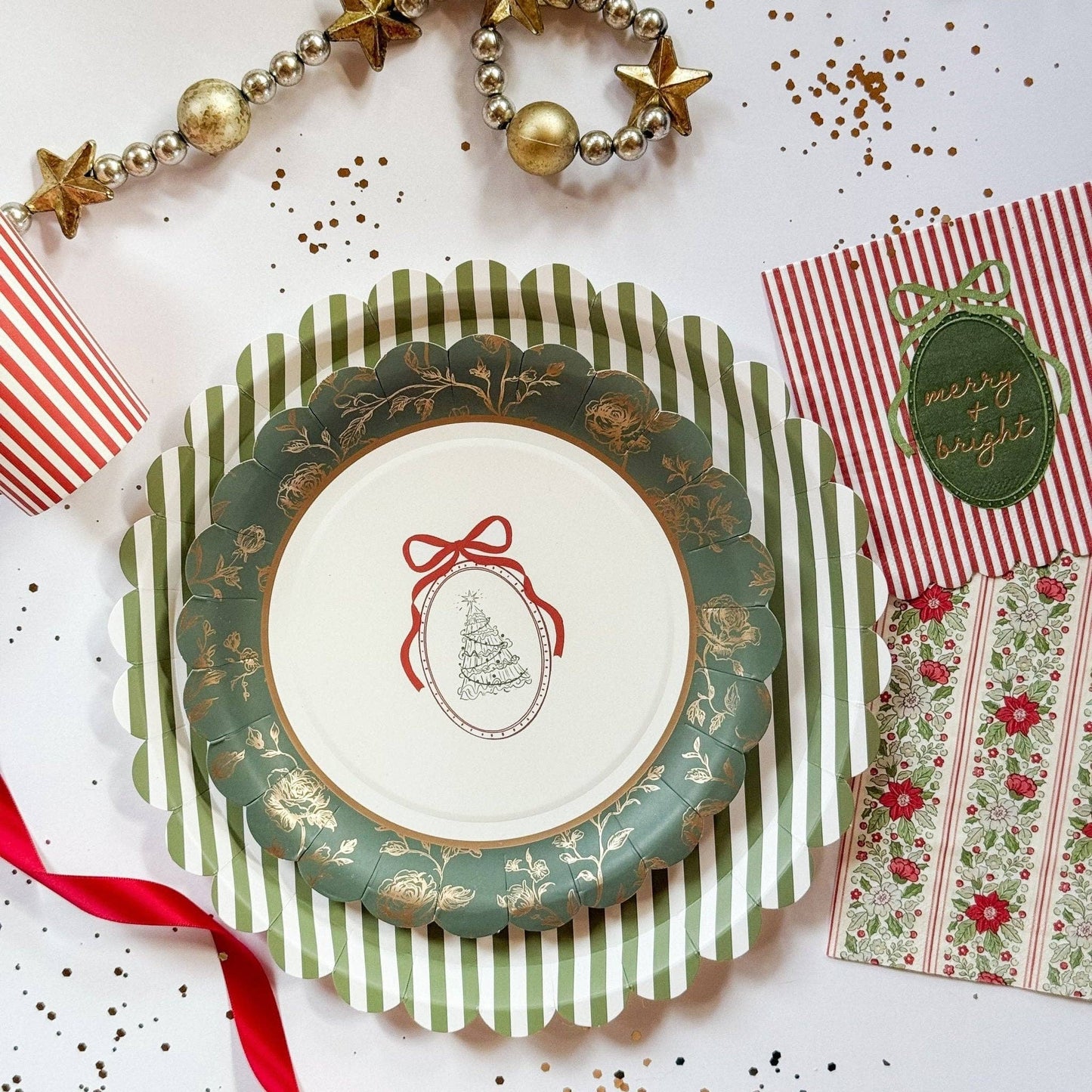 Hearth & Holiday Scalloped Beverage Napkins | 24 count