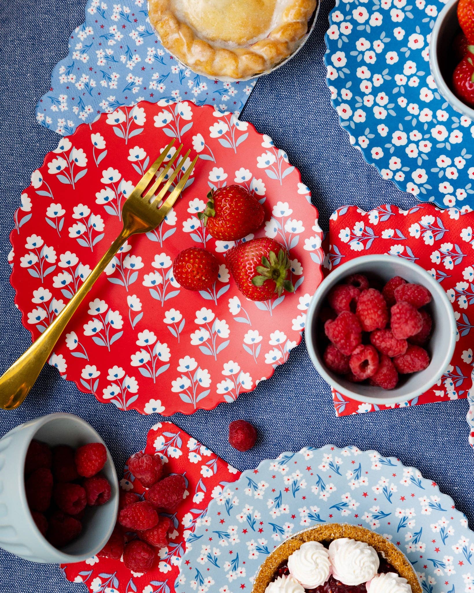 My Mind’s Eye floral bamboo plate set featuring decorative plates with colorful botanical floral patterns.