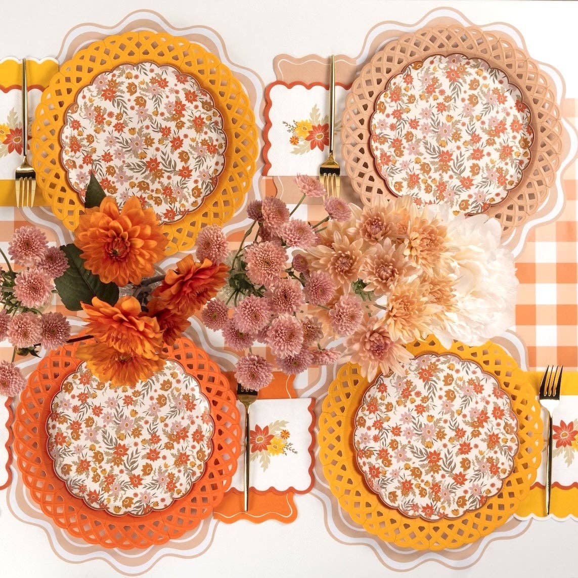 Orange Scallop Guest Towels | 16 count
