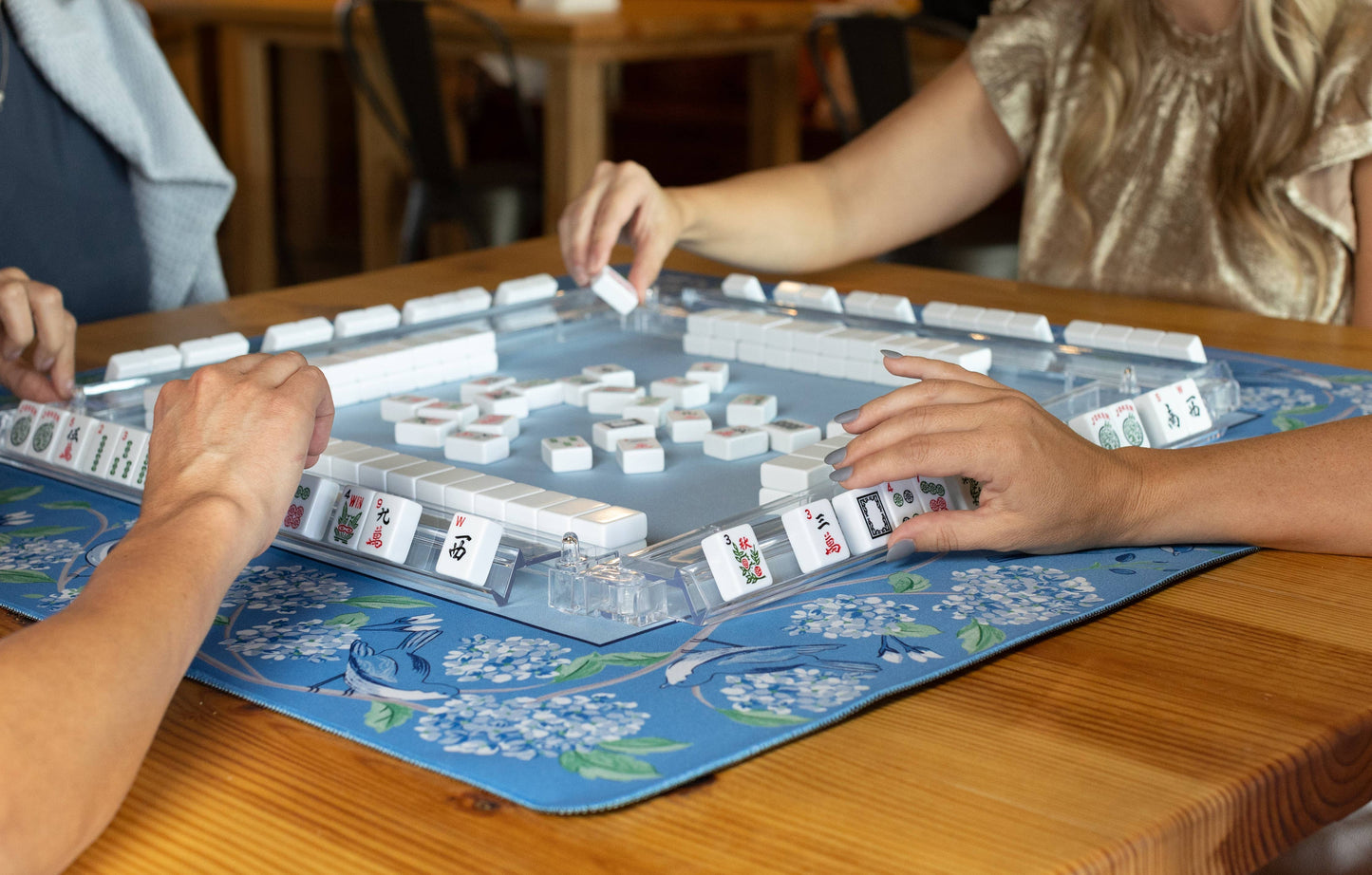 Blue & White Bird Mahjong Mat