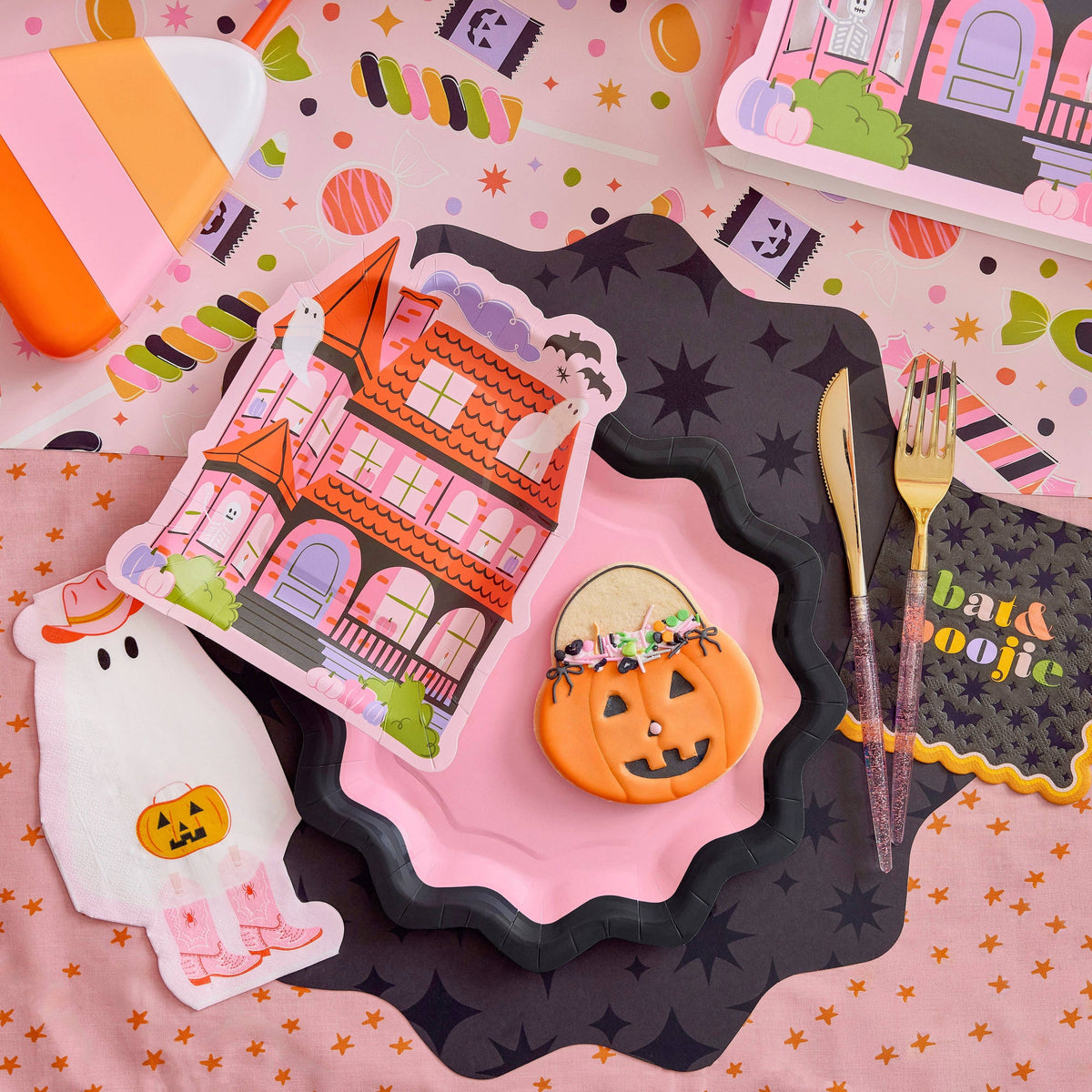 Pink & Black Halloween Dinner Plates 10" | 10 count