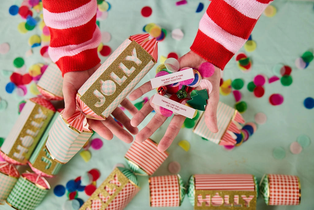 Holly Jolly Crackers | 6 count