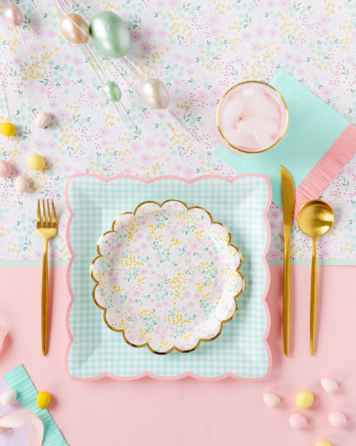 Gingham Plate Set 9" | Set of 8