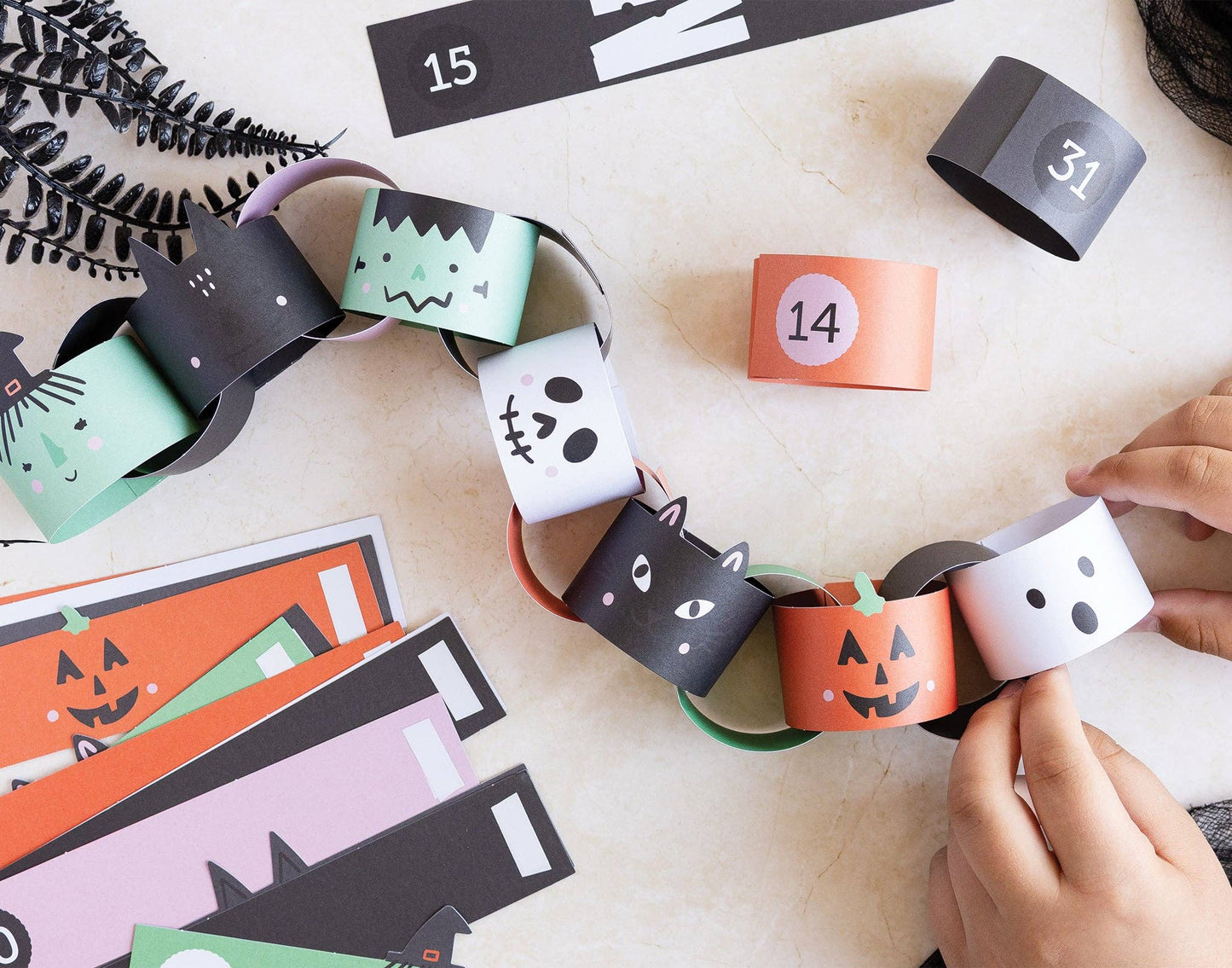 Halloween Countdown Paper Chain