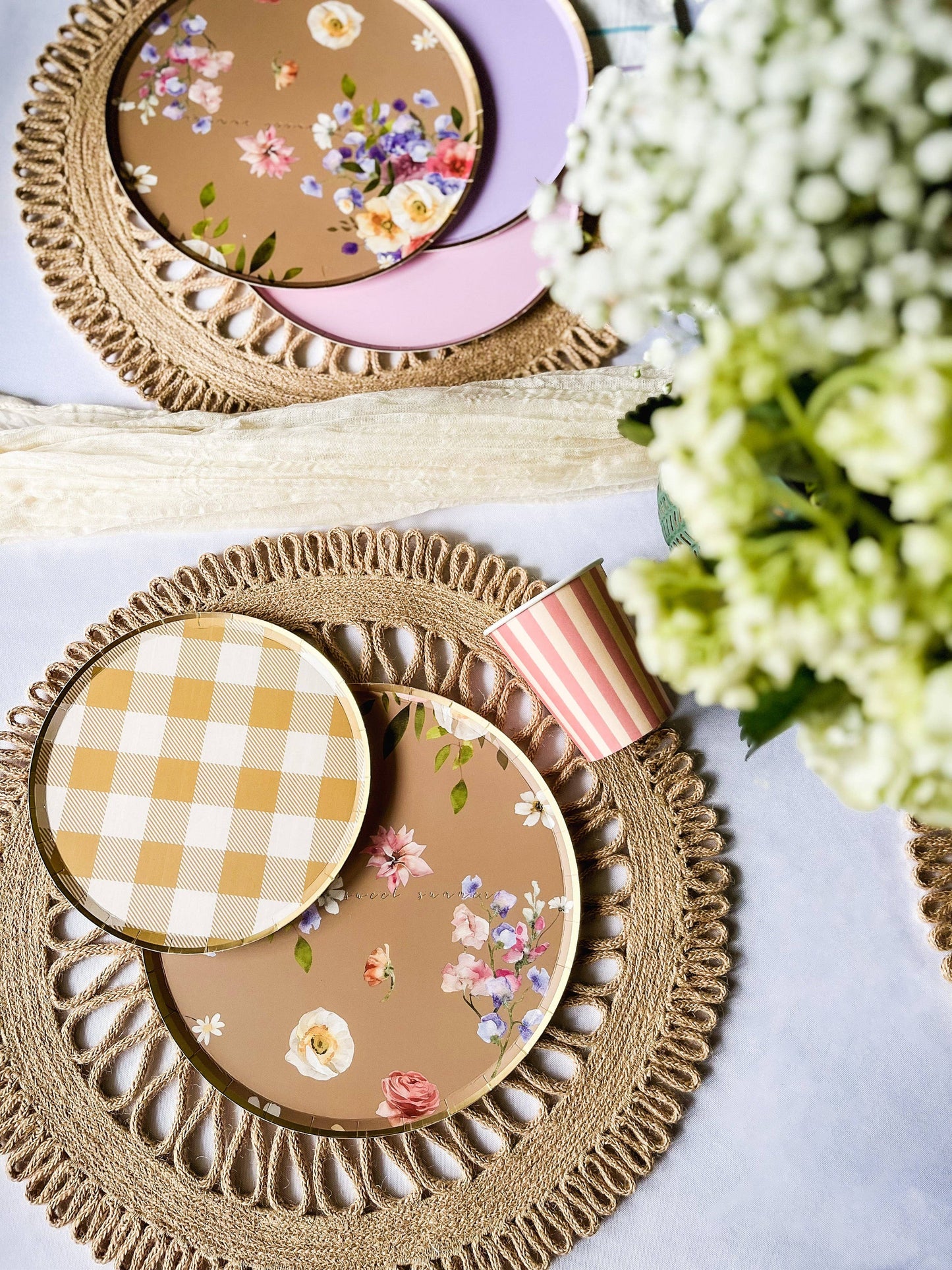 Gold Matte Plaid Plates Small | 8 count