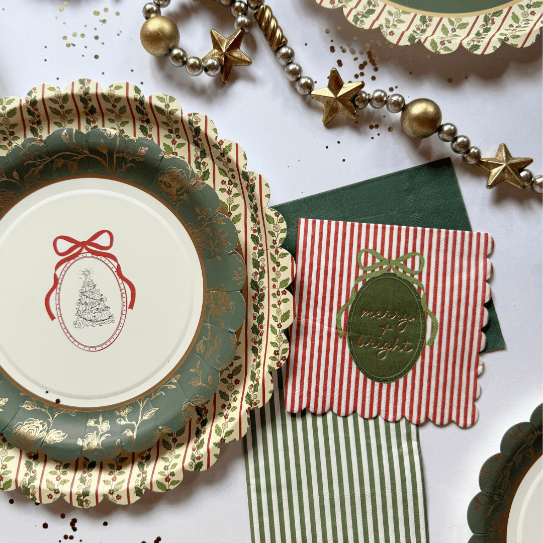 Hearth & Holiday Scalloped Beverage Napkins | 24 count